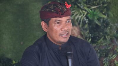 jro-mangku-wisna-jmw-klian-desa-adat-kesiman-denpasar