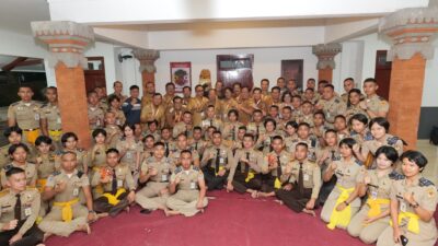 Koster dan Kepda Simakrama dengan Praja IPDN asal Bali, Gotong-royong Rp 50 juta untuk Pura IPDN