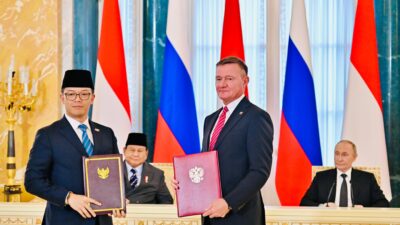 presiden-prabowo-subianto-dan-presiden-vladimir-putin-saksikan-pertukaran-mou-strategis-arah-baru-kemitraan-indonesia-rusia