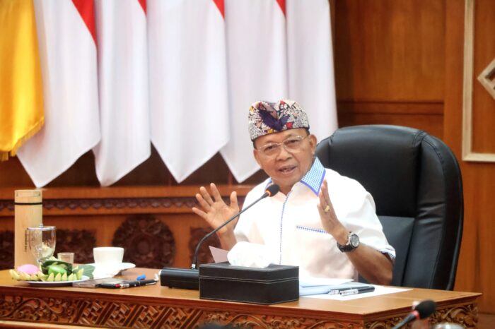 sanksi-tegas-cabut-izin-produsen-dan-distributor-yang-langgar-gubernur-koster-ultimatum-stop-penjualan-amdk-dibawah-1-liter