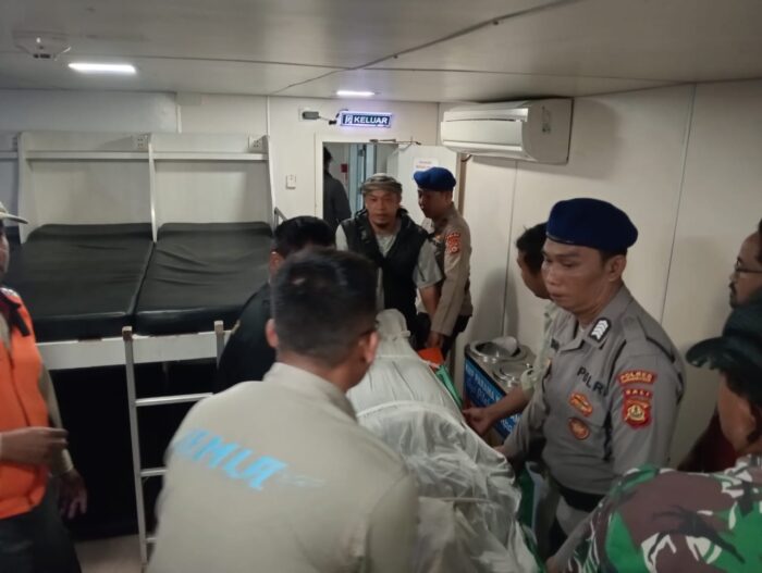 sempat-kejang-kejang-pelajar-asal-lotim-meninggal-dunia-di-atas-kapal-kmp-parama-kalyani
