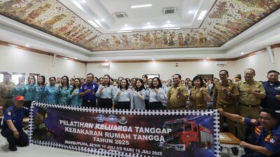 Ketua TP. PKK Badung Buka Pelatihan Keluarga Tanggap Kebakaran Rumah Tangga