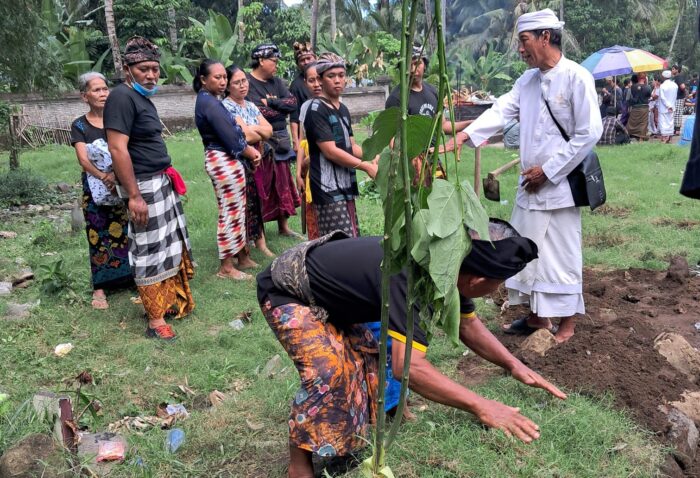 sejak-kecil-merantau-korban-tajen-di-denpasar-dimakamkan-di-karangasem