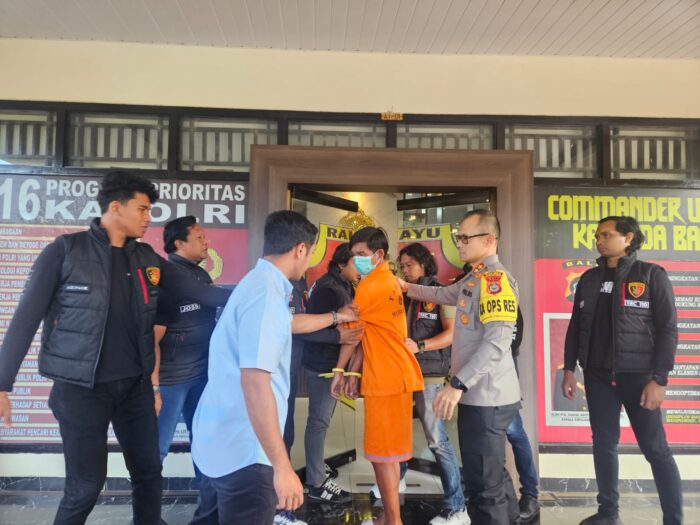 tersangka-penusukan-di-lab-milk-terancam-5-tahun-penjara