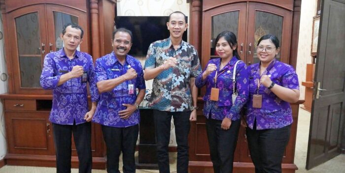 hut-smpn-1-banjarangkan-ke-52-bakal-disemarakkan-di-balai-budaya-ide-dewagung-istri-kanya-dan-gerak-jalan-santai