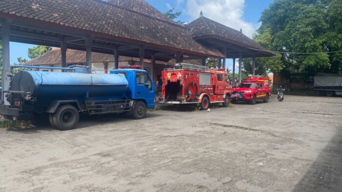 siap-hadapi-musim-kemarau-damkar-karangasem-tambah-1-unit-armada