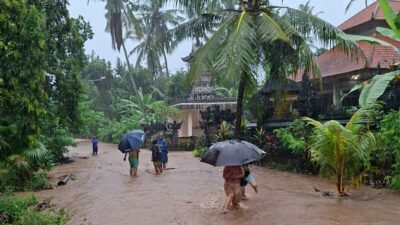 37 KK di Desa Antiga Karangasem Mengungsi Akibat Banjir