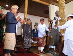 Bupati Satria Buka Pesamuan Agung Pasemetonan Ageng Trah Arya Kuthawaringin