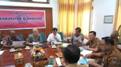 bupati-satria-sambut-baik-kerjasama-china-railway-bangun-infrastruktur-di-nusa-penida