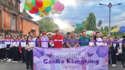 wabup-tjokorda-gde-surya-putra-lepas-funwalk-with-genre-klungkung-re-kreasi