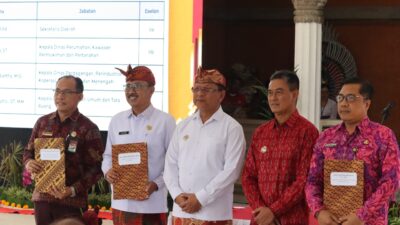 belasan-jabatan-strategis-di-pemkab-buleleng-resmi-terisi-wujud-penyegaran-dan-penguatan-kinerja-birokrasi