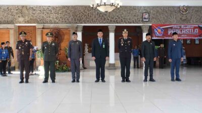 bupati-sutjidra-ajak-masyarakat-buleleng-jadikan-pancasila-perekat-persatuan