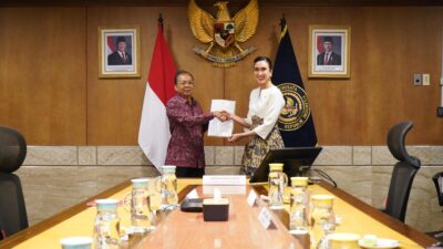 Menteri Pariwisata Dukung Kebijakan Gubernur Koster Soal Pengendalian Wisatawan Asing di Bali