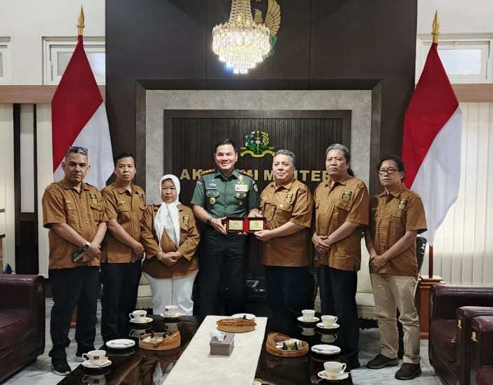 amki-dan-akmil-siap-berkolaborasi-perkuat-literasi-dan-nasionalisme