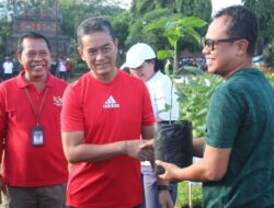 5.000 Lebih Bibit Cabai dan Terong Dibagikan, Wabup Supriatna: Kami Optimis Bisa Tekan Inflasi