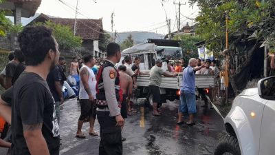 tabrakan-adu-jangkrik-di-abang-satu-korban-dirujuk-ke-rs-sanglah