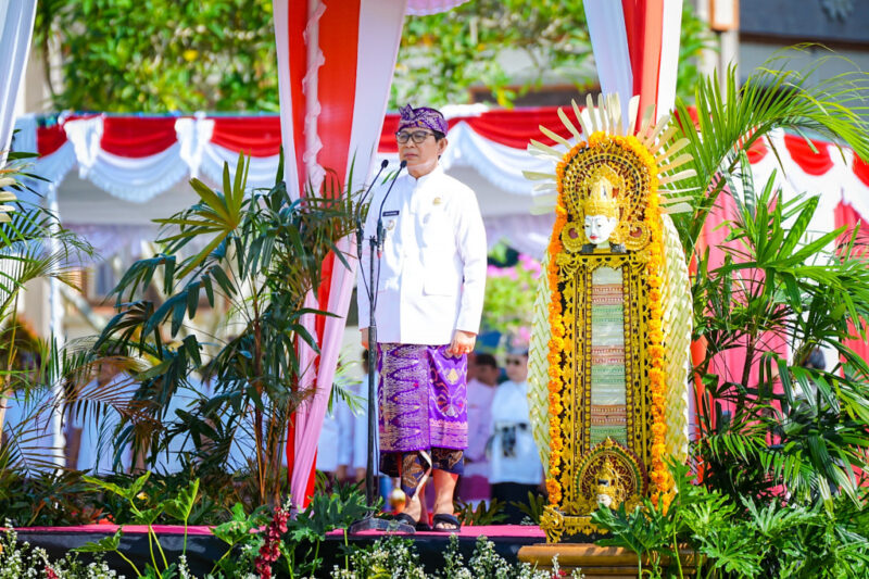 apel-peringatan-hut-ke-16-ibu-kota-mangupura-usung-tema-rumaketing-taksuning-bhuwana
