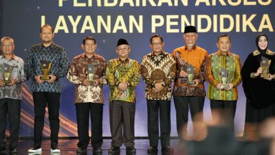 malam-apresiasi-kinerja-pemerintahan-daerah-2025-pemkab-badung-raih-penghargaan-layanan-pendidikan