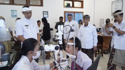 serangkaian-hut-rsud-klungkung-ke-39-tahun-2025-gelar-pemeriksaan-kesehatan-gratis-para-sulinggih
