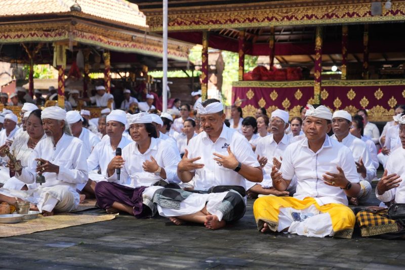 Pujawali Pura Dhang Kahyangan Petitenget, Hingga 10 Januari Umat Tidak Diperkenakan Melaksanakan Upacara Atiwa-tiwa