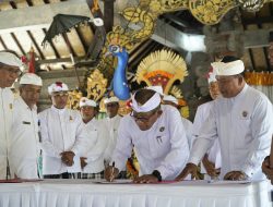 Bupati Klungkung Hadiri Pengukuhan Prajuru MDA Kecamatan se-Kabupaten Klungkung Masa Bakti 2026–2031