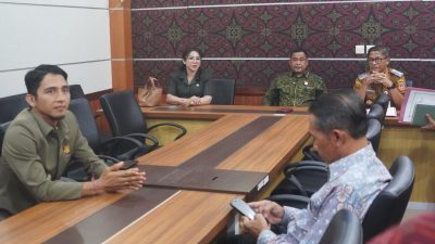 Guru Menyusut, Sekolah Terancam