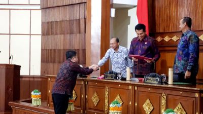 pandangan-umum-fraksi-fraksi-dprd-bali-mayoritas-dukung-tambahan-penyertaan-modal-ke-bpd-bali