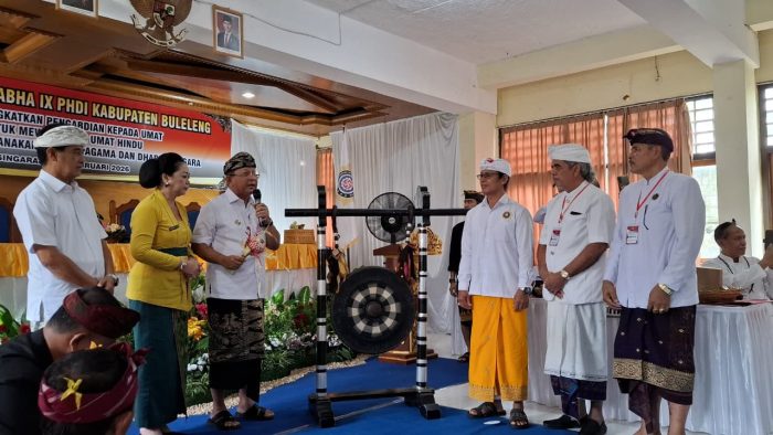 Lokasabha IX PHDI Buleleng, Bupati Sutjidra Ajak Tingkatkan Pengabdian Mengayomi Umat