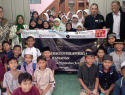 AMKI Pusat Berbagi Kebahagiaan Ramadan Bersama Anak Yatim di Yayasan Al-Kahfi