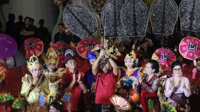 antusiasme-masyarakat-warnai-pembukaan-malam-perayaan-hut-kota-singaraja-ke-422