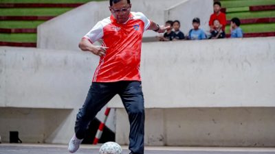 lewat-turnamen-futsal-berjenjang-bupati-sutjidra-dorong-pembinaan-atlet