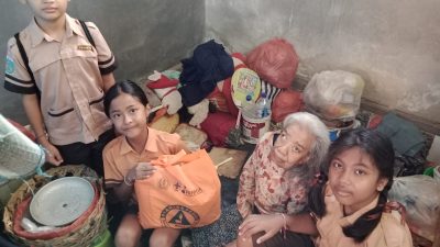 perkuat-nilai-kepedulian-sosial-pramuka-badung-turun-ke-masyarakat-salurkan-100-paket-sembako-dalam-karya-bakti-2026