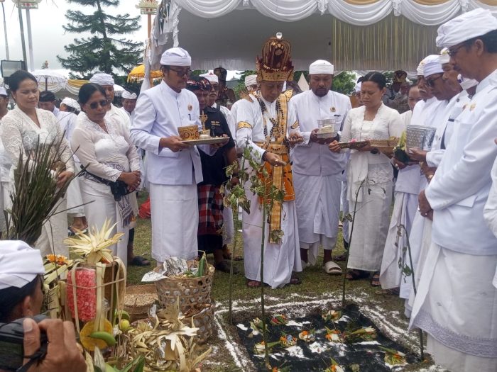 Ritual Sakral Tawur Tabuh Gentuh Serangkaian Karya IBTK 2026 Dipusatkan di Bencingah Agung Besakih