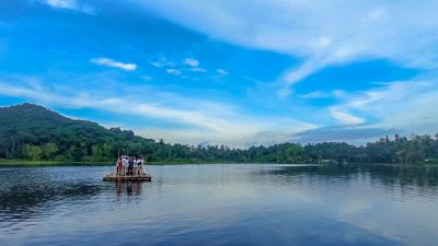 bisikan-dari-kedalaman-danau-yeh-malet-antara-naga-bidadari-dan-dunia-lain