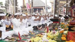 Pemkab Karangasem Laksanakan Bhakti Penganyar di Batur