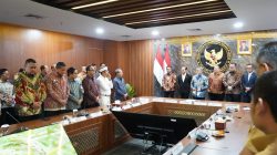perjuangkan-solusi-pengelolaan-sampah-jadi-listrik-gubernur-koster-teken-mou-psel-di-jakarta