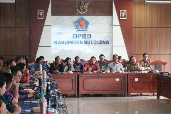 perubahan-pajak-dan-retribusi-daerah-tekankan-pembinaan-umkm-dan-penutupan-kebocoran-anggaran