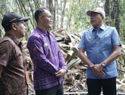 Baru Setahun, Jalan Rusak, Gus Par Tegur Kontraktor