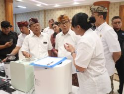 Gubernur Koster: Pelaku Usaha Pariwisata Wajib Kelola Sampah Mandiri demi Jaga Masa Depan Wisata Bali