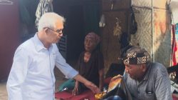 Kisah Pilu Lansia Pemulung di Desa Banjarasem, Menangis saat Dijenguk Wakil Ketua DPRD Bali Kresna Budi