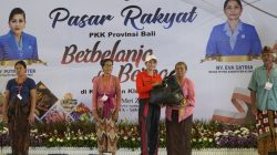 pasar-rakyat-tp-pkk-provinsi-bali-di-klungkung-dorong-umkm-dan-tebarkan-kepedulian-sosial