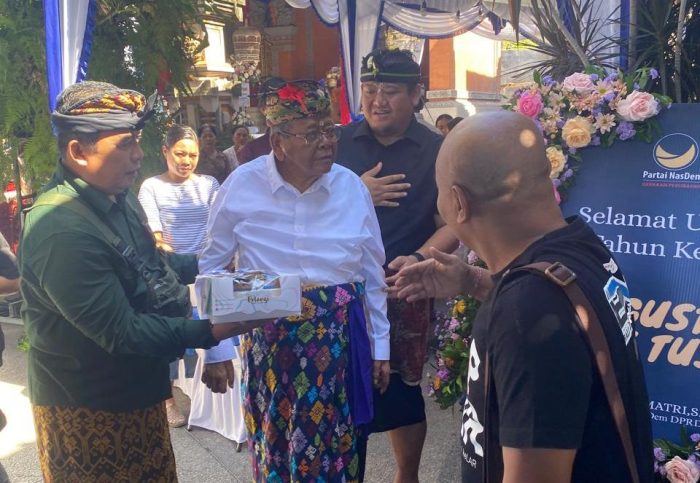 restu-di-hari-ulang-tahun-gusti-made-tusan-gaungkan-gus-par-guru-pandu-dua-periode
