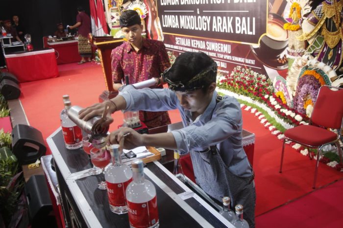 tinggi-antusiasme-generasi-muda-ikut-lomba-mixologi-arak-bali