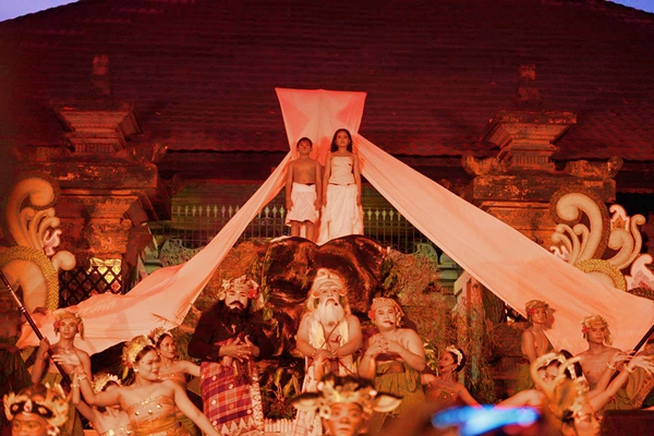 sanggar-kadung-tresna-dan-barong-binal-mengwitani-suguhkan-srotragrahana-pertunjukan-sarat-nilai-spiritual-di-pkb-xlviii-2026