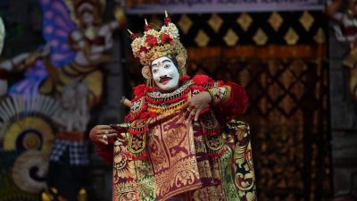 badung-tampilkan-topeng-suluh-di-pkb-2026-angkat-jejak-maestro-seni-topeng-bali