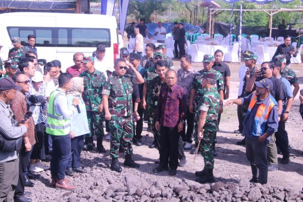 bali-mulai-persiapkan-pembangunan-psel-gubernur-koster-tinjau-langsung-pematangan-lahan