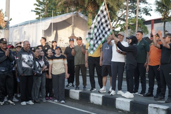 bupati-gus-par-apresiasi-bazar-pelayanan-publik-di-cfd-karangasem