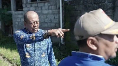 bupati-karangasem-tinjau-jalan-rusak-di-kecamatan-selat-perbaikan-darurat-langsung-dilakukan