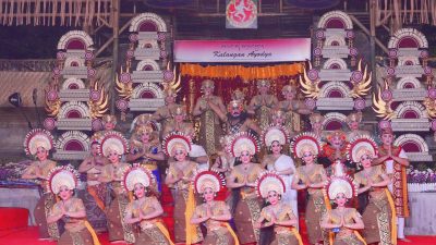 duta-badung-suguhkan-janger-tradisi-bima-swarga-pesan-bakti-kepada-orang-tua-memukau-penonton-pkb-xlviii-2026