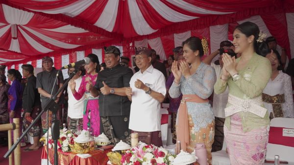 Gubernur Koster Lepas Peed Aya, Tandai Pembukaan Pesta Kesenian Bali (PKB) XLVIII